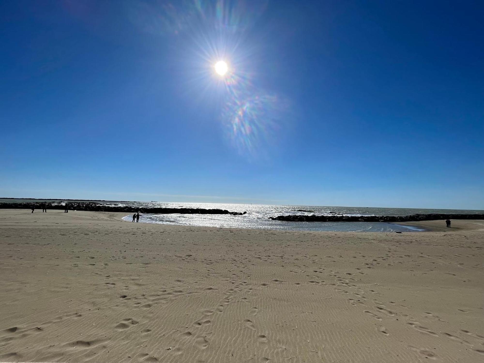 Alloggio Le Dune 77 Fiumicino Luaran gambar